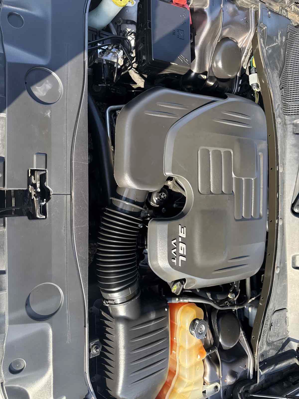 Used 2014 Dodge Charger SE RWD image 37