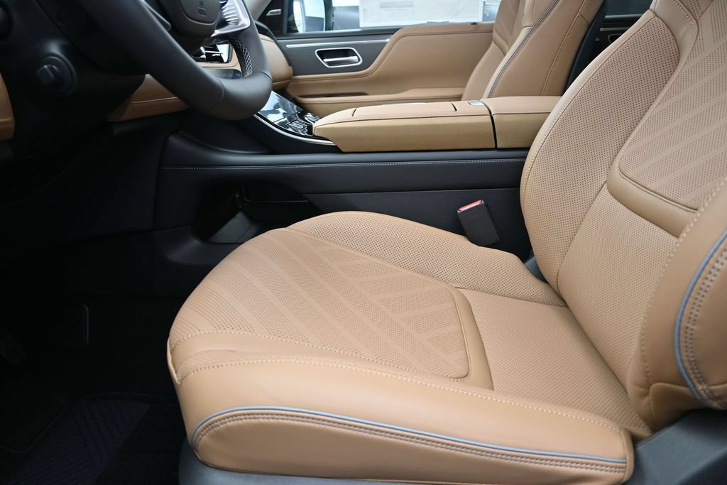 New 2026 INFINITI QX80 Luxe w/ Cargo Package RWD image 13