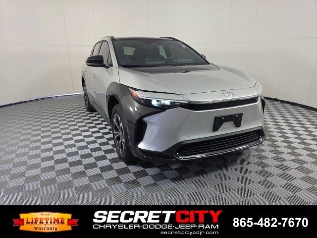 Used 2024 Toyota bZ4X XLE w/ Weather Package AWD/4WD image 1