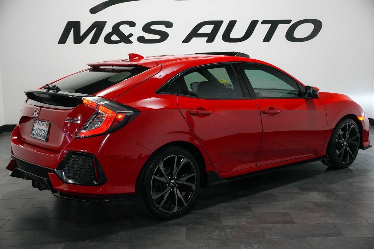 Used 2017 Honda Civic Sport Touring image 4
