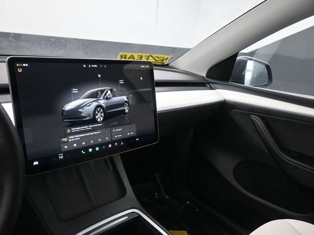 Used 2023 Tesla Model Y Long Range image 22