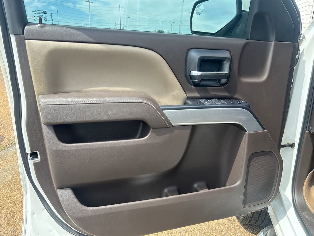 Used 2015 Chevrolet Silverado 1500 LT w/ All Star Edition AWD/4WD image 6