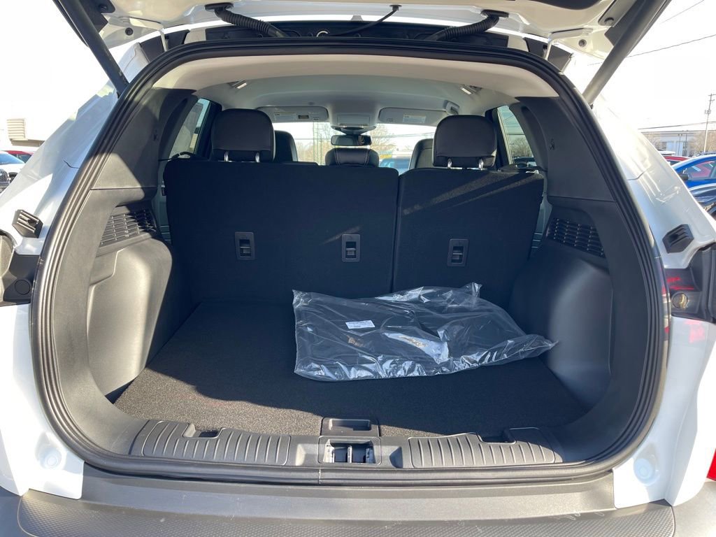 New 2026 Ford Escape Platinum w/ Premium Technology Package image 24
