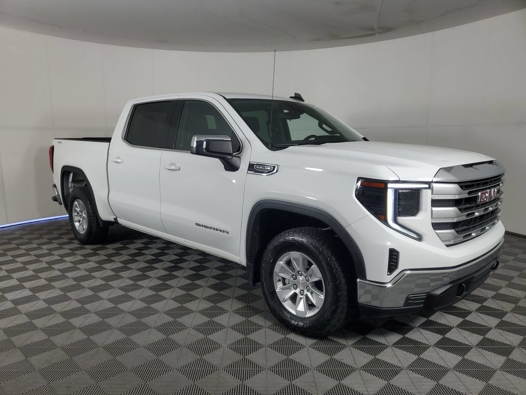 Used 2023 GMC Sierra 1500 SLE AWD/4WD image 2