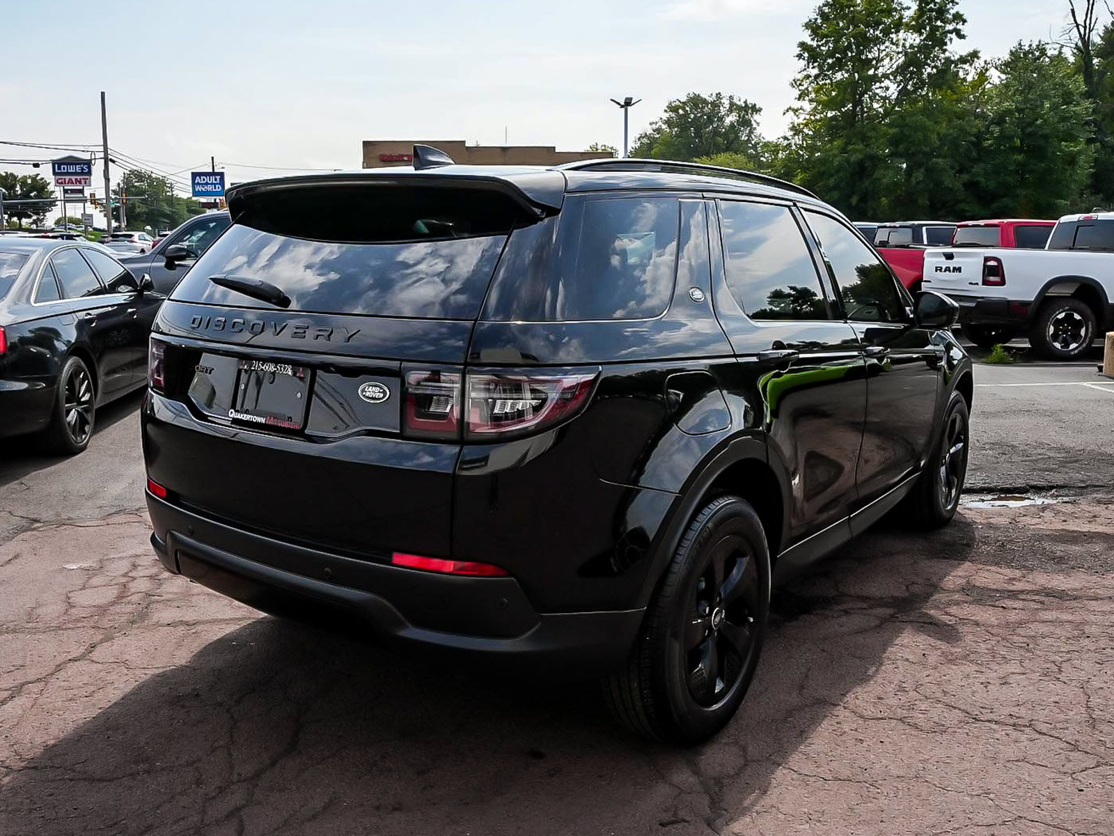 Used 2023 Land Rover Discovery Sport S AWD/4WD image 6