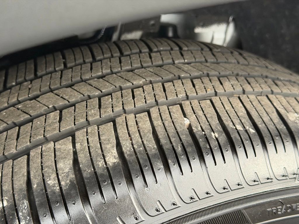 Used 2026 Nissan Rogue SV w/ SV Premium Package image 46