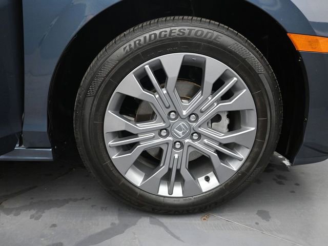 Certified 2025 Honda Odyssey Touring image 26
