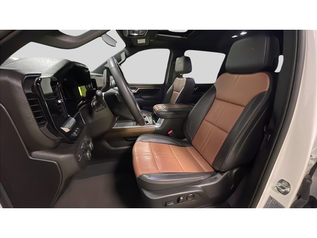 Used 2025 Chevrolet Silverado 2500 High Country w/ High Country Premium Package image 11