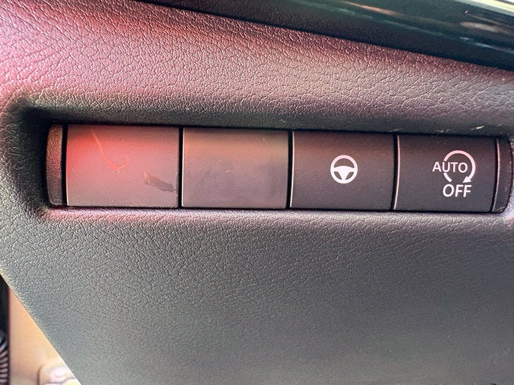 New 2027 Nissan Kicks SR FWD image 27