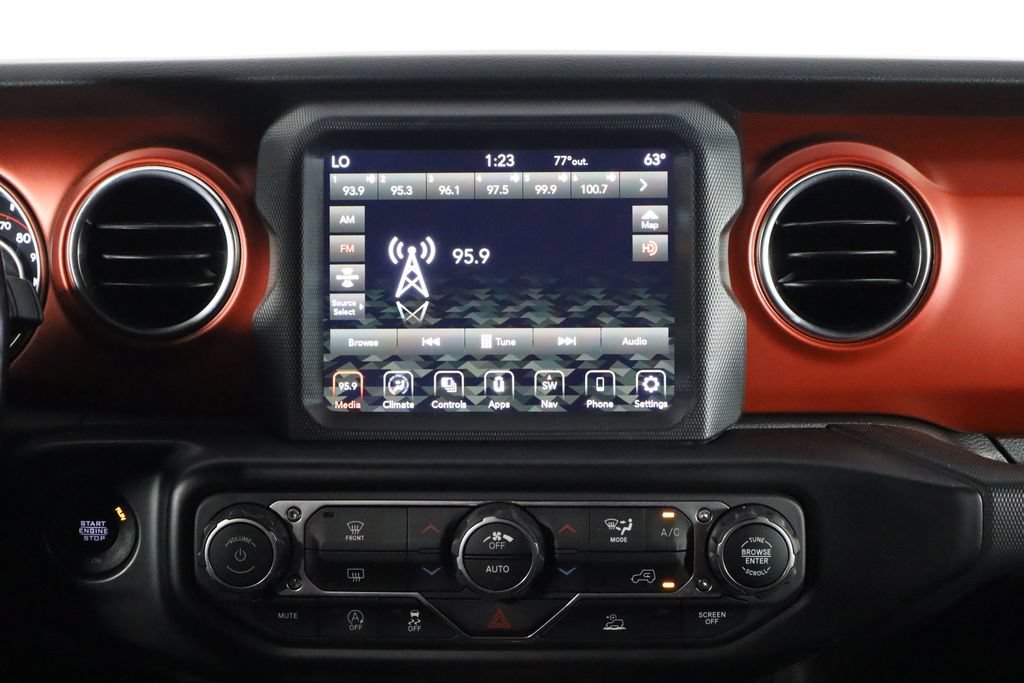 Used 2022 Jeep Wrangler Unlimited Rubicon AWD/4WD image 24
