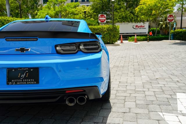 Used 2022 Chevrolet Camaro SS RWD image 26