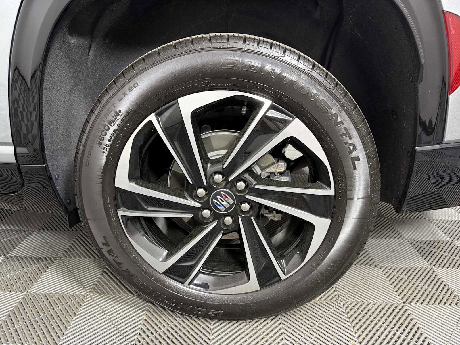 New 2026 Buick Enclave Sport Touring w/ Power Package image 21