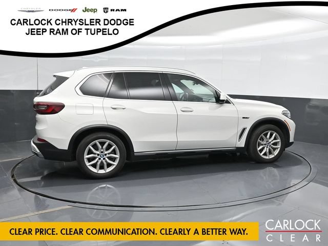 Used 2022 BMW X5 xDrive45e w/ Executive Package AWD/4WD image 4
