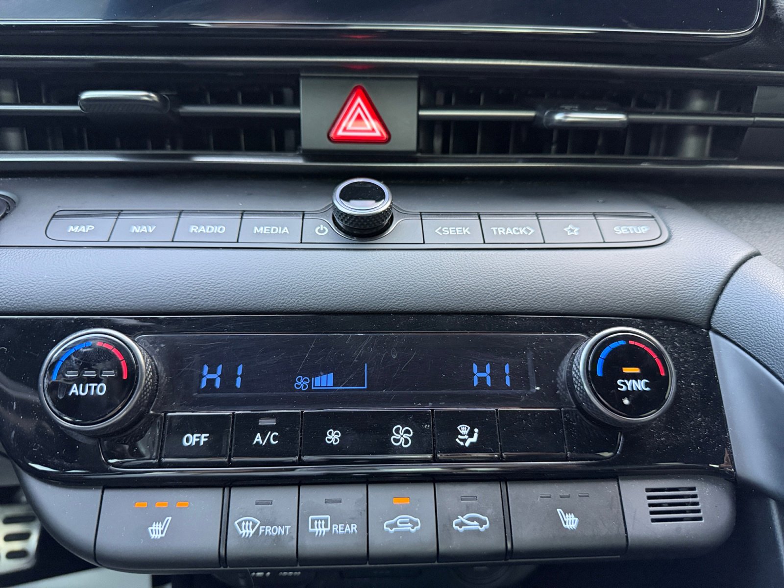 Certified 2023 Hyundai Elantra N Line image 11