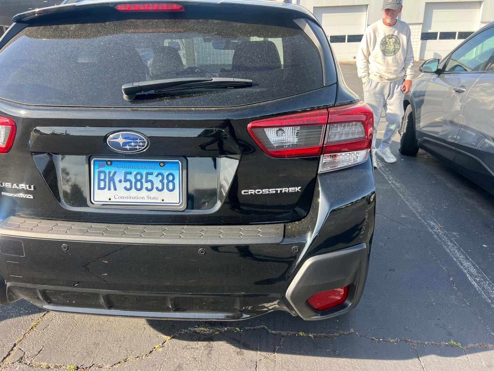Used 2020 Subaru Crosstrek 2.0i Limited w/ Moonroof Package w/Navigation AWD/4WD image 2