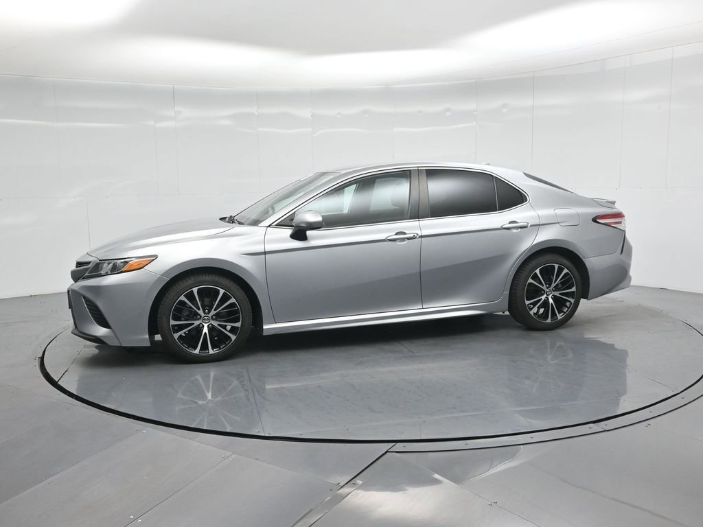 Used 2020 Toyota Camry SE image 26