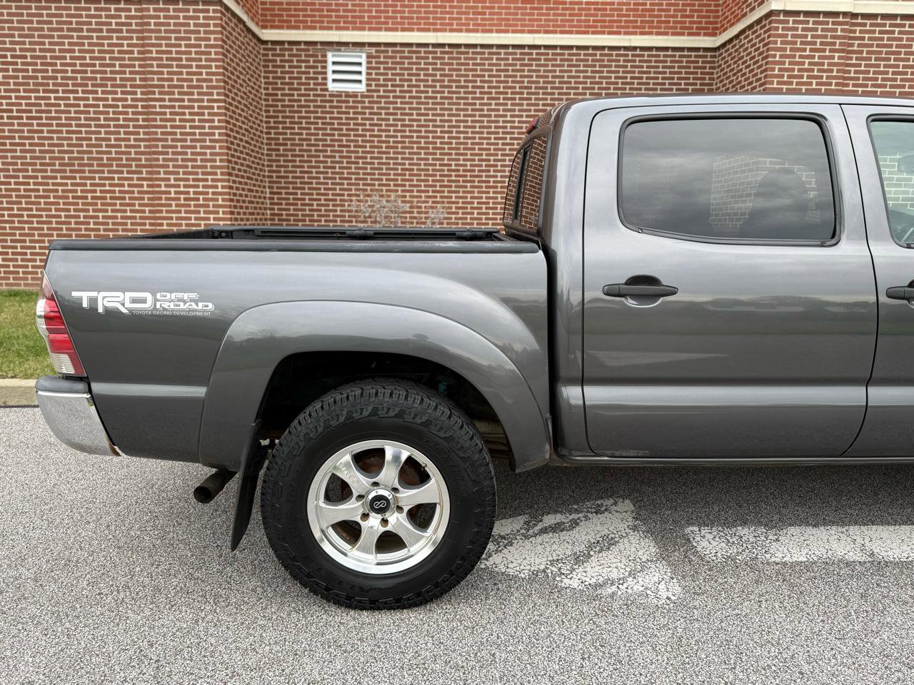 Used 2013 Toyota Tacoma 4x4 Double Cab w/ TRD Off-Road Pkg image 19