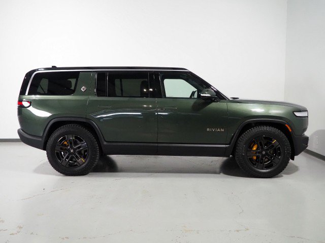 Used 2024 Rivian R1S Adventure AWD/4WD image 6