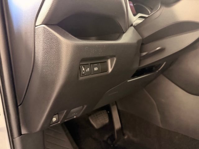 Used 2024 Toyota RAV4 LE AWD/4WD image 18