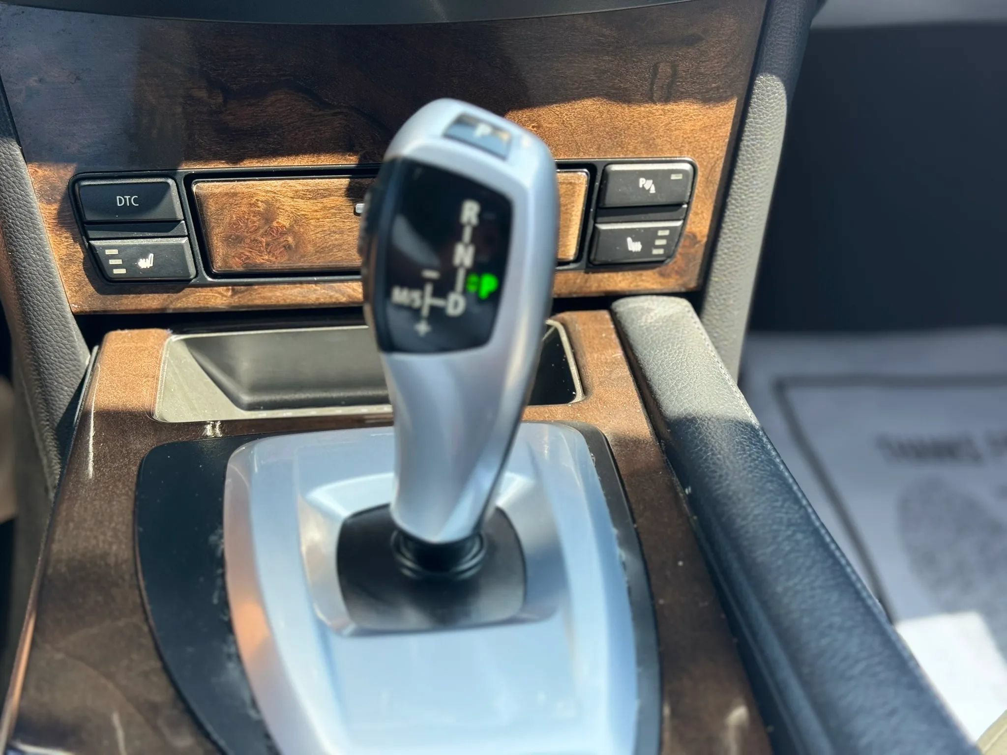 Used 2010 BMW 528i xDrive Sedan AWD/4WD image 19