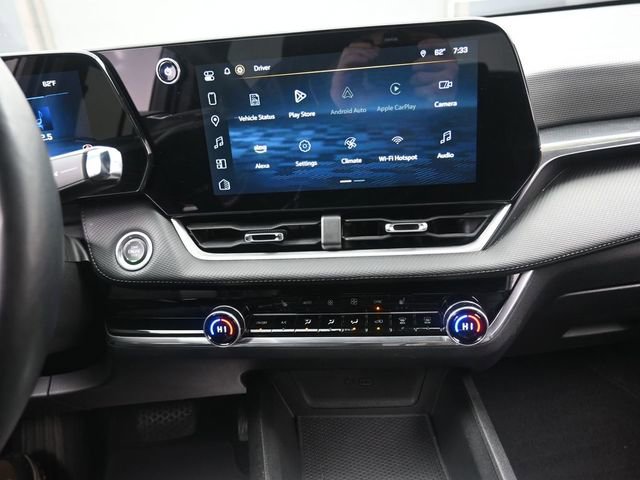 Used 2025 Chevrolet Equinox LT w/ Convenience Package II image 10