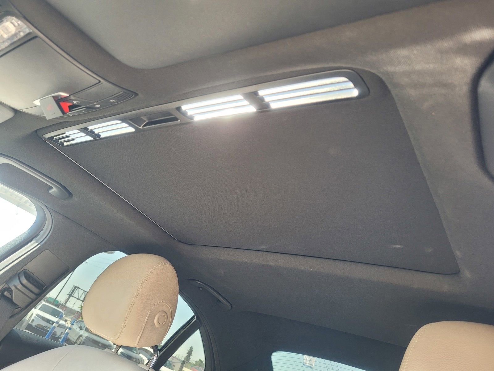 Used 2018 Mercedes-Benz C 300 Sedan image 18