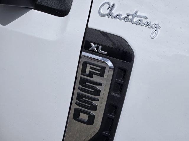 New 2026 Ford F550 4x4 Supercab Super Duty image 7