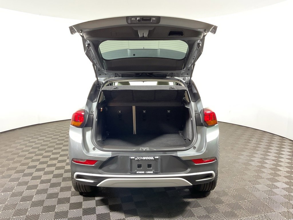 Used 2023 Buick Encore GX Preferred w/ Cold Weather Comfort Package image 12