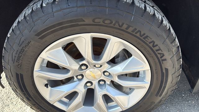 Used 2021 Chevrolet Silverado 1500 Custom w/ Safety Confidence Package image 16