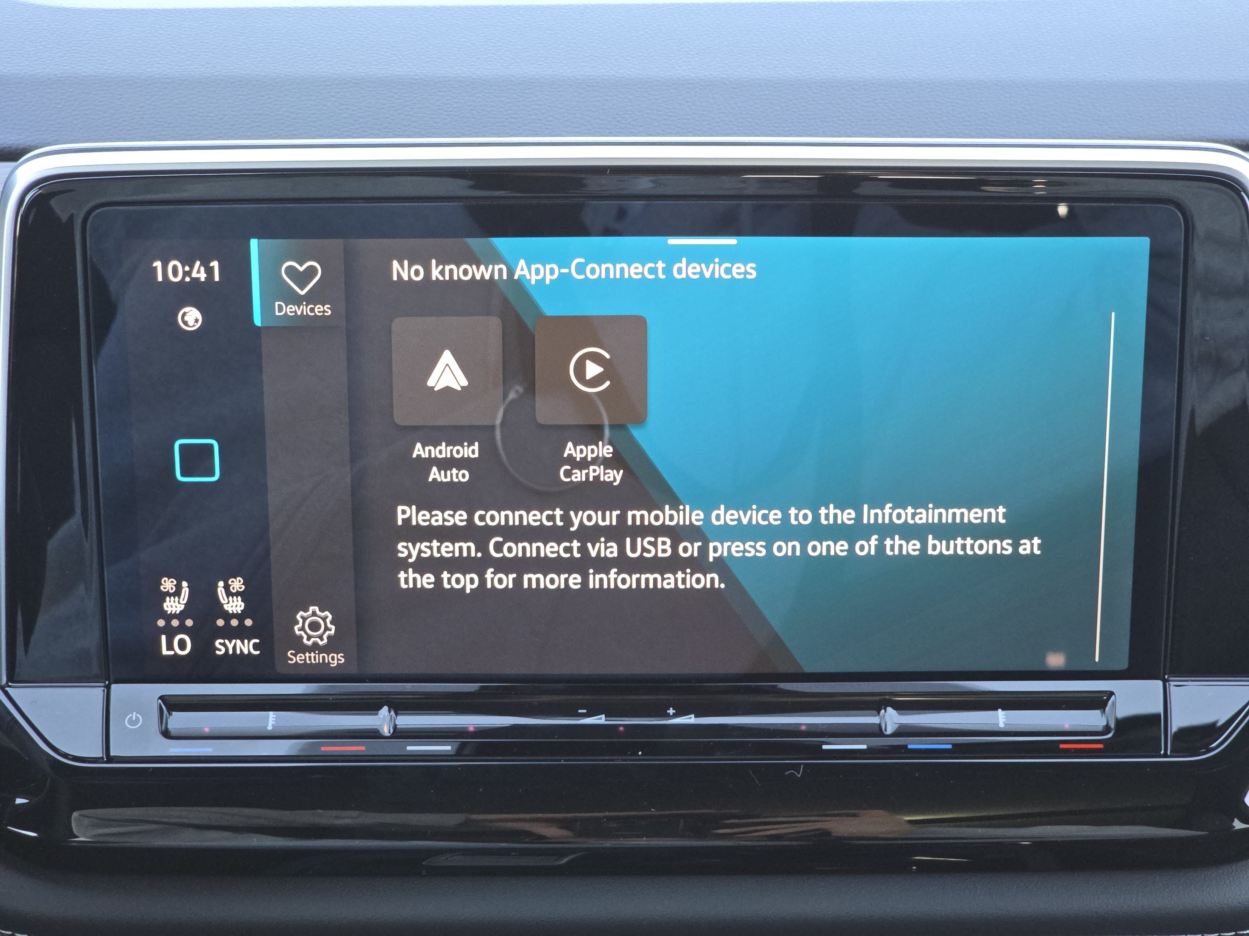 New 2026 Volkswagen Atlas Cross Sport SE AWD/4WD image 10