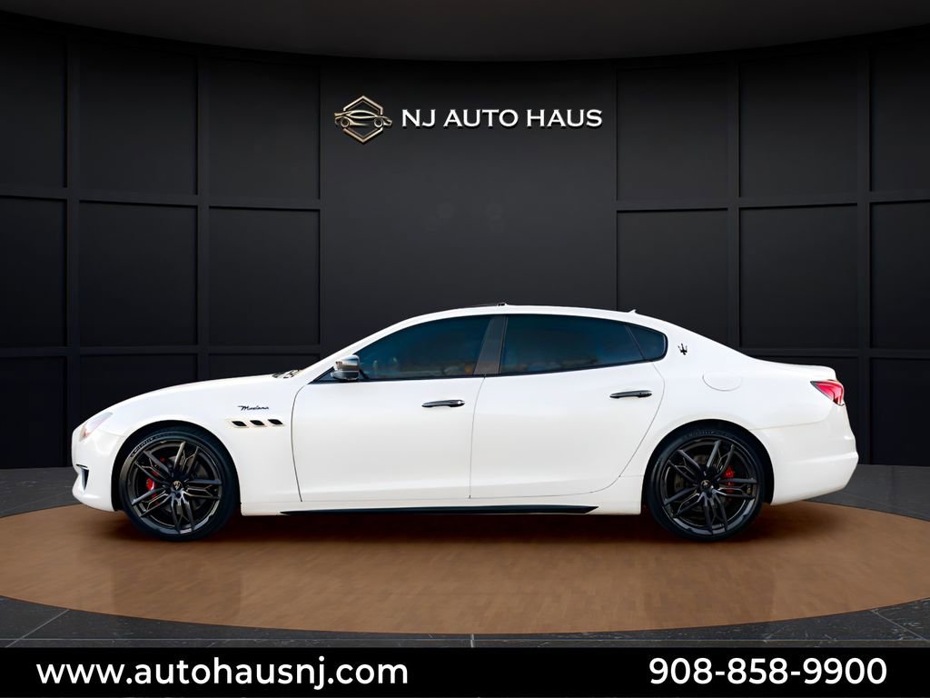 Used 2022 Maserati Quattroporte Modena image 5