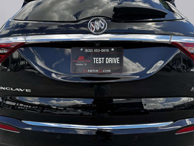 Used 2023 Buick Enclave Essence w/ Experience Buick Package FWD image 17