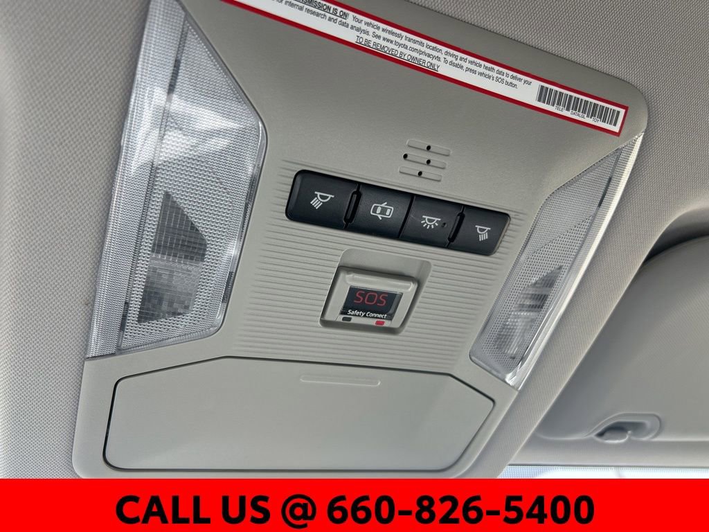 Used 2019 Toyota RAV4 LE w/ Carpet Mat Package image 19
