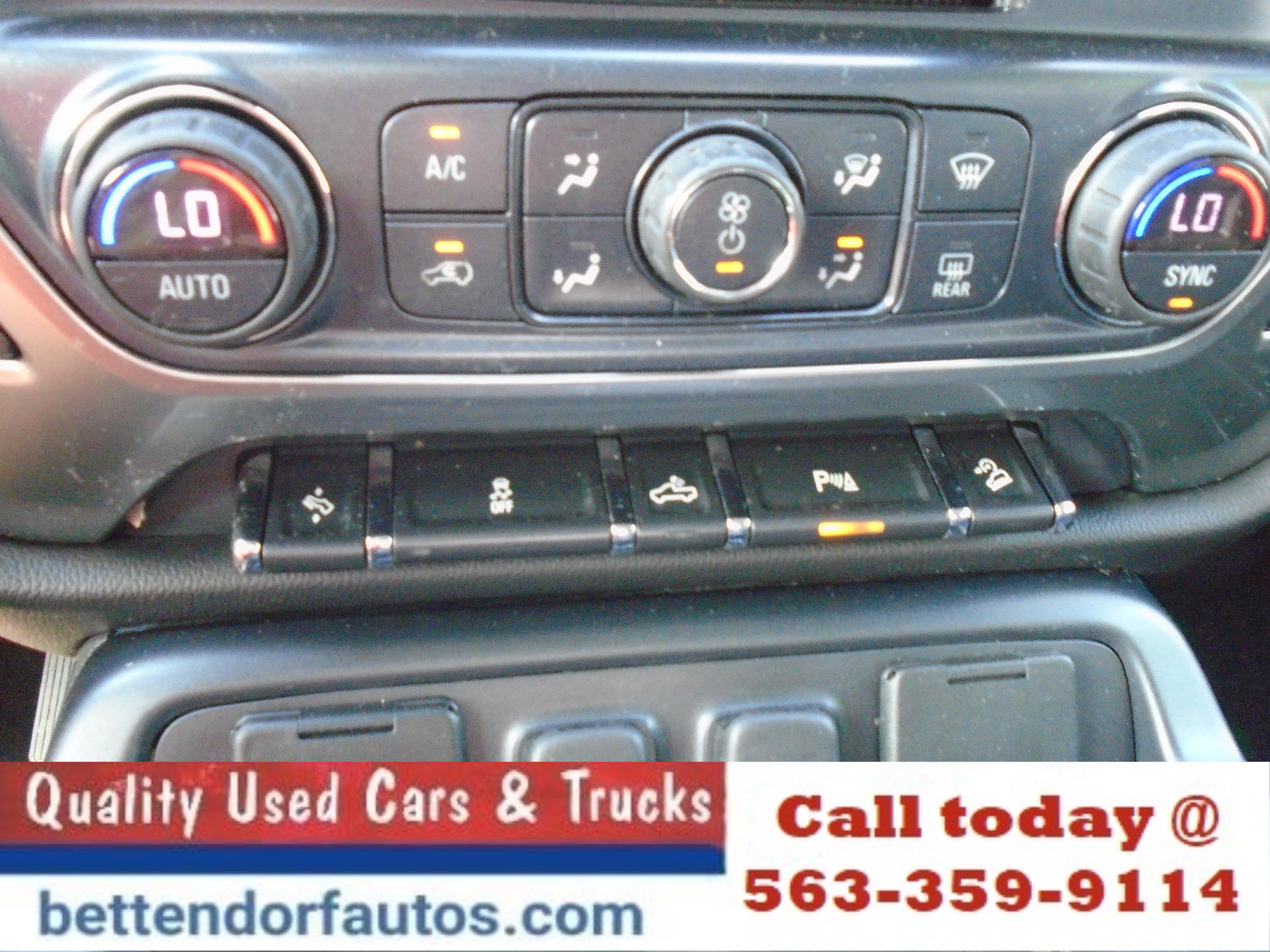 Used 2017 Chevrolet Silverado 1500 LT w/ All Star Edition AWD/4WD image 9