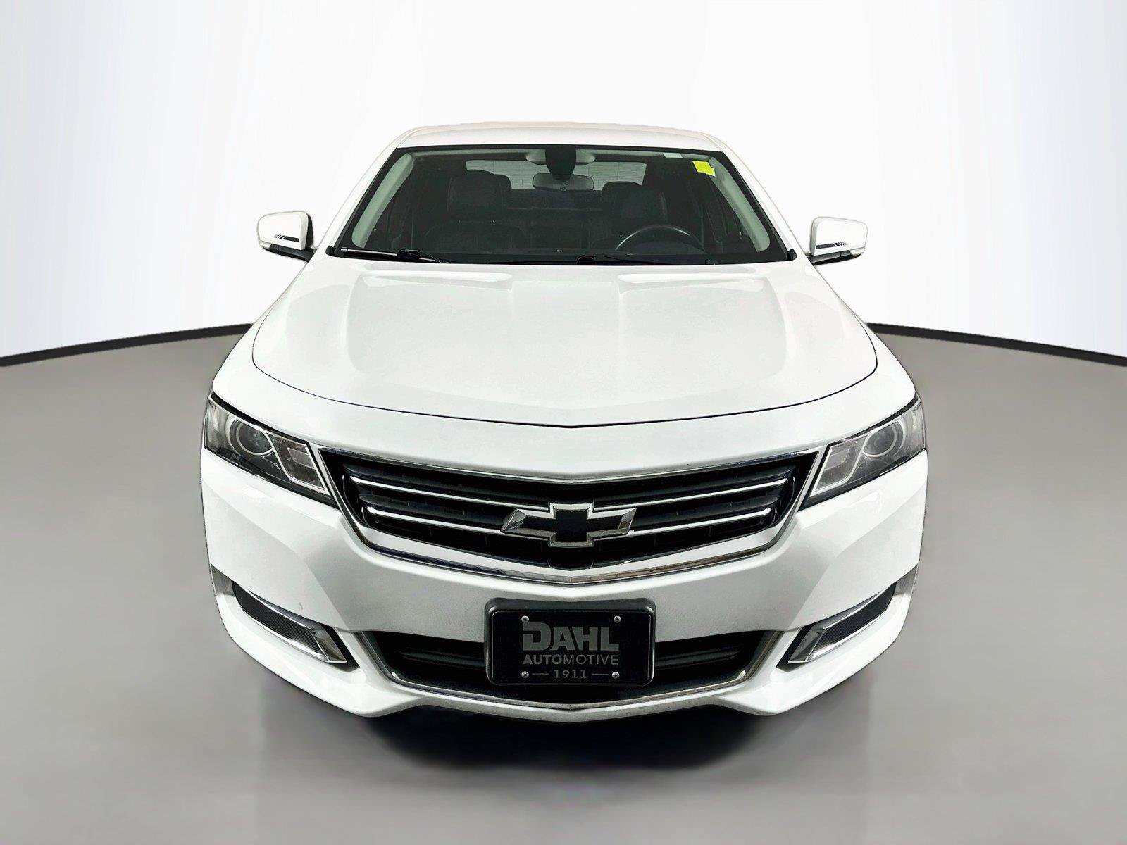 Used 2015 Chevrolet Impala LT FWD image 3