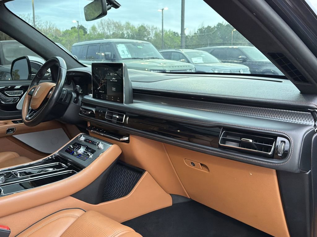 Used 2020 Lincoln Aviator Black Label w/ Dynamic Handling Package image 22