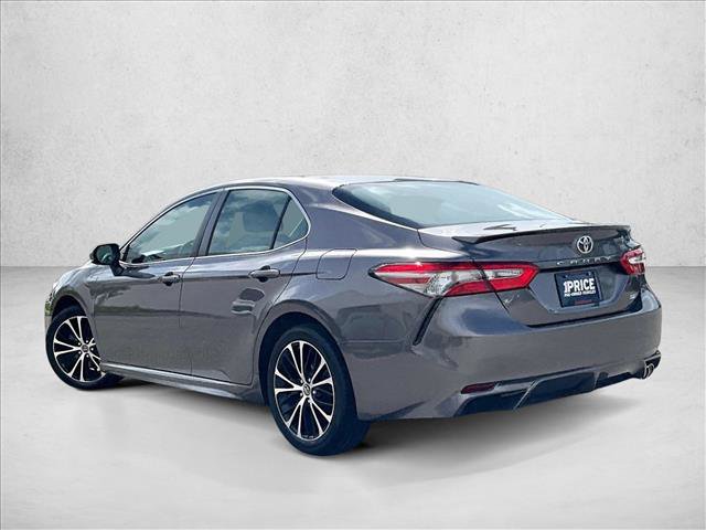 Used 2018 Toyota Camry SE FWD image 13