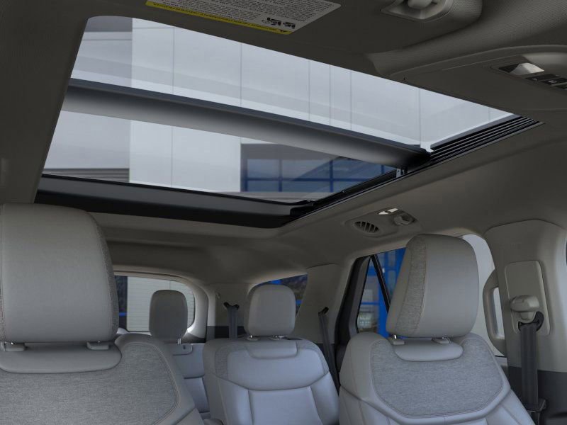 New 2025 Ford Explorer Active w/ Active Comfort Package image 22