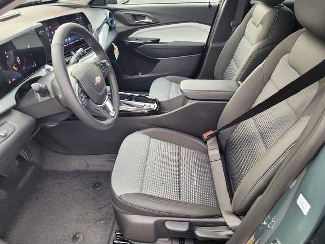 New 2026 Chevrolet Trax LT w/ Driver Confidence Package image 8