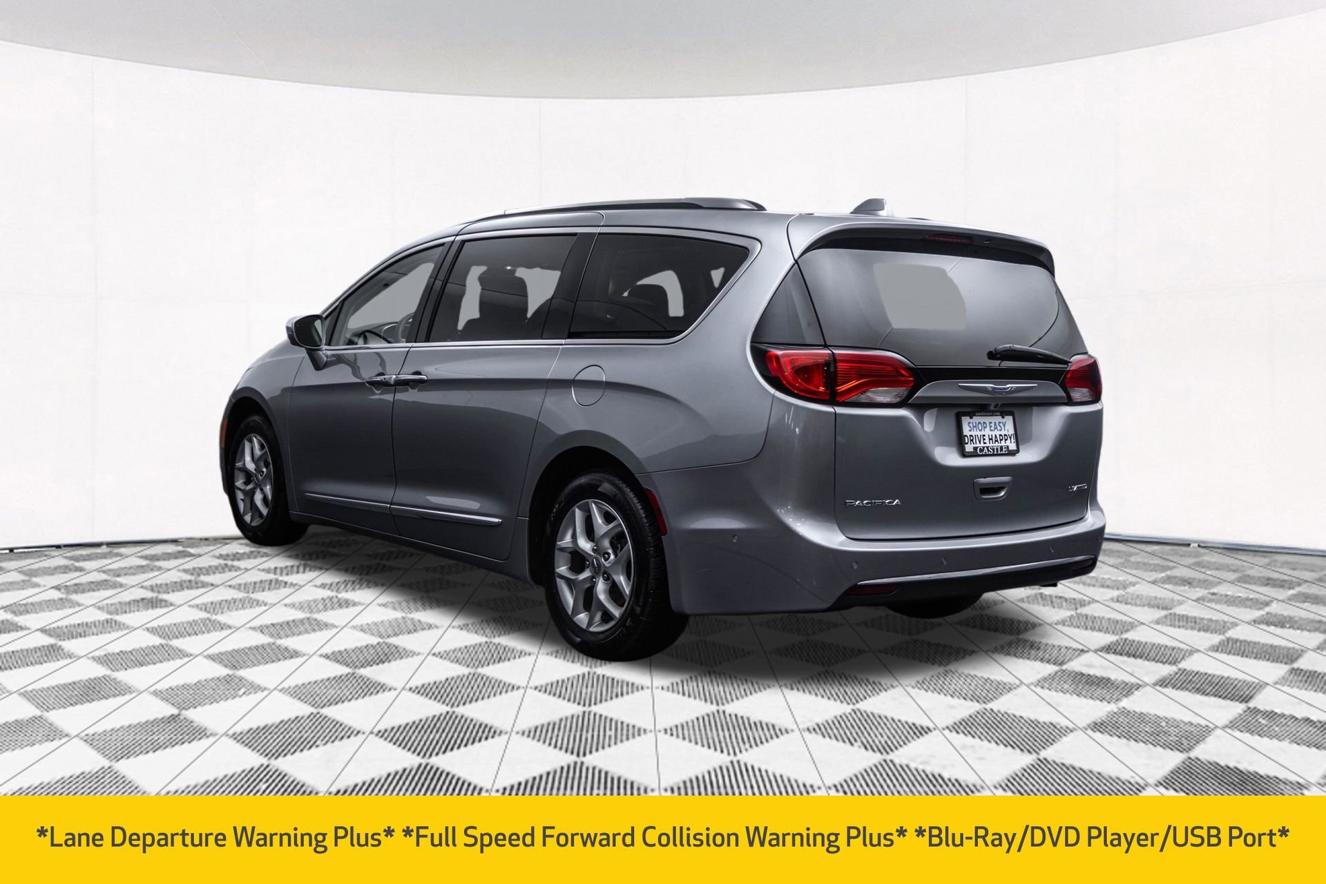Used 2020 Chrysler Pacifica Limited w/ Advanced Safetytec Group FWD image 10