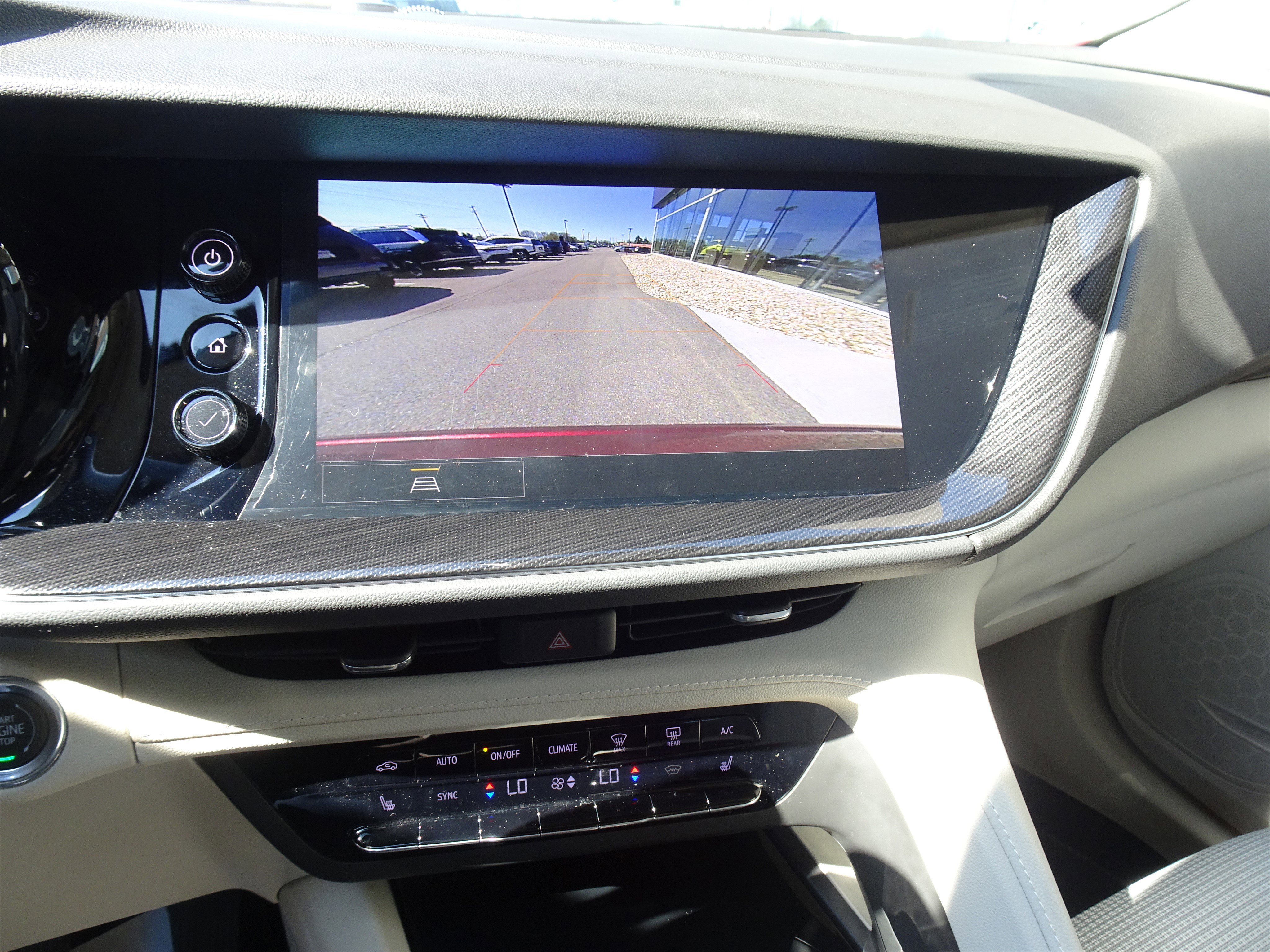 Used 2022 Buick Envision Preferred image 18