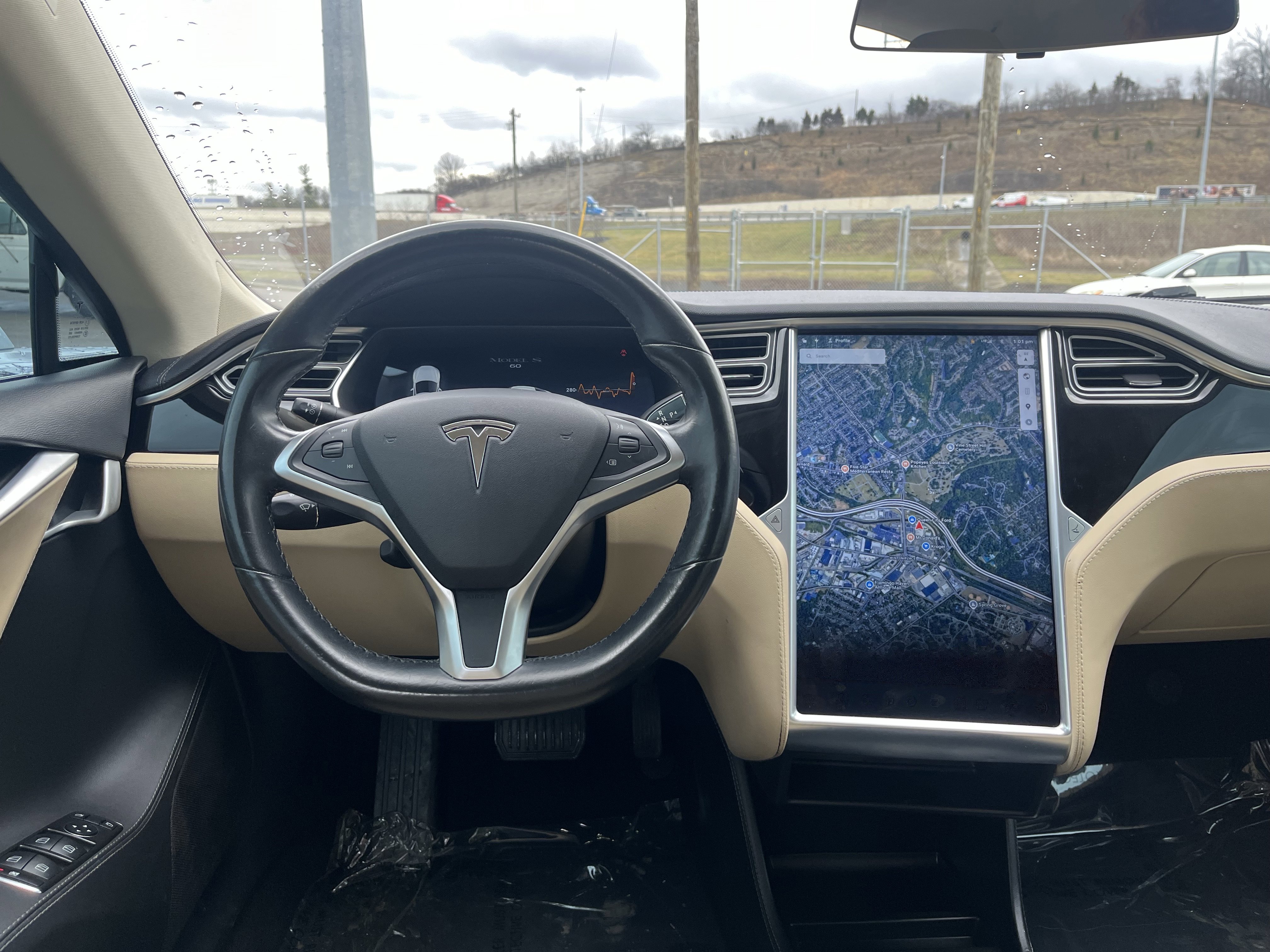 Used 2014 Tesla Model S 60 image 26
