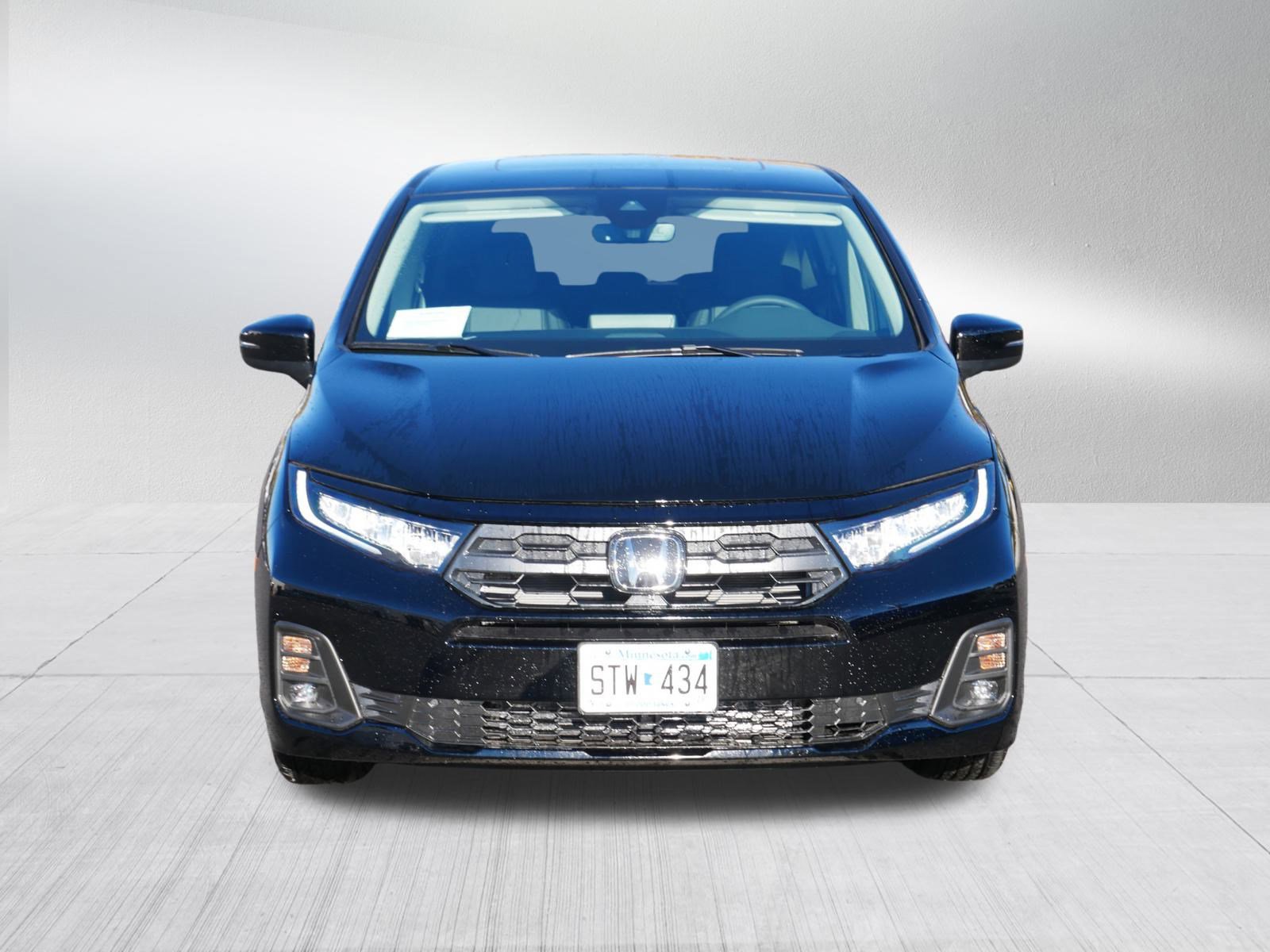 Certified 2026 Honda Odyssey EX-L image 2