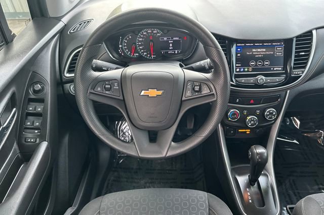 Used 2020 Chevrolet Trax LS w/ Tint and Cruise Package image 17