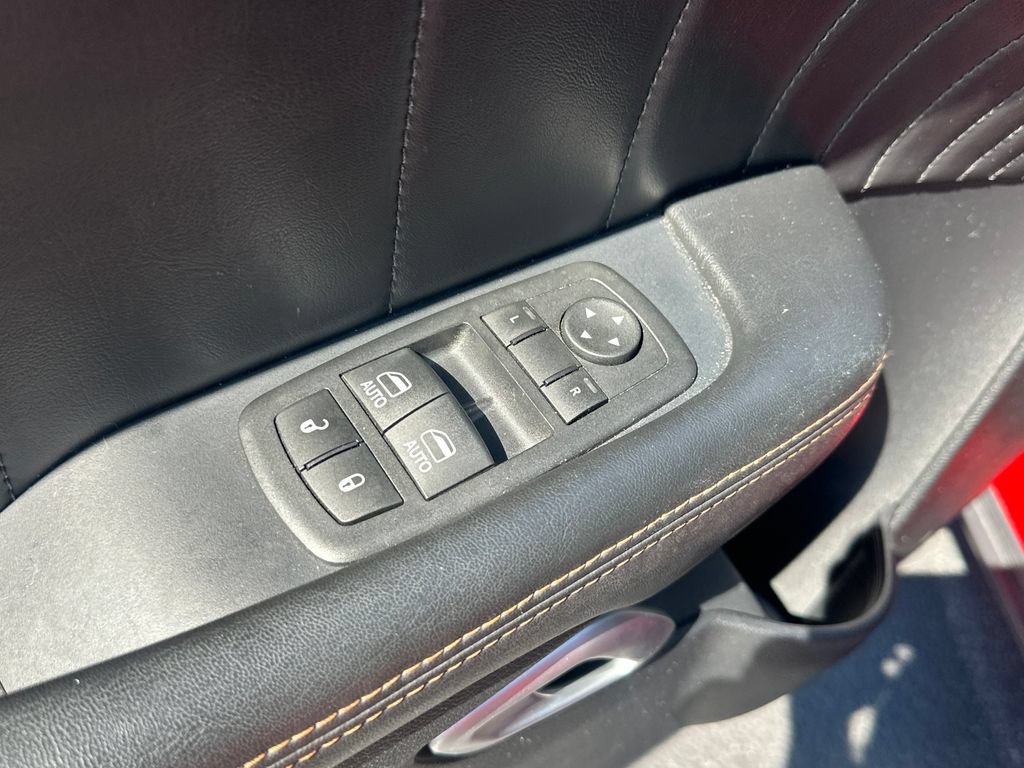 Used 2016 Dodge Challenger R/T Scat Pack RWD image 13
