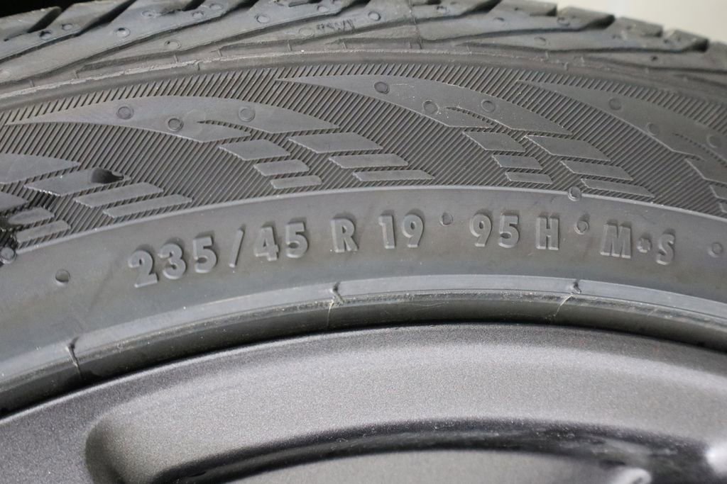 New 2026 Jeep Compass Latitude image 44