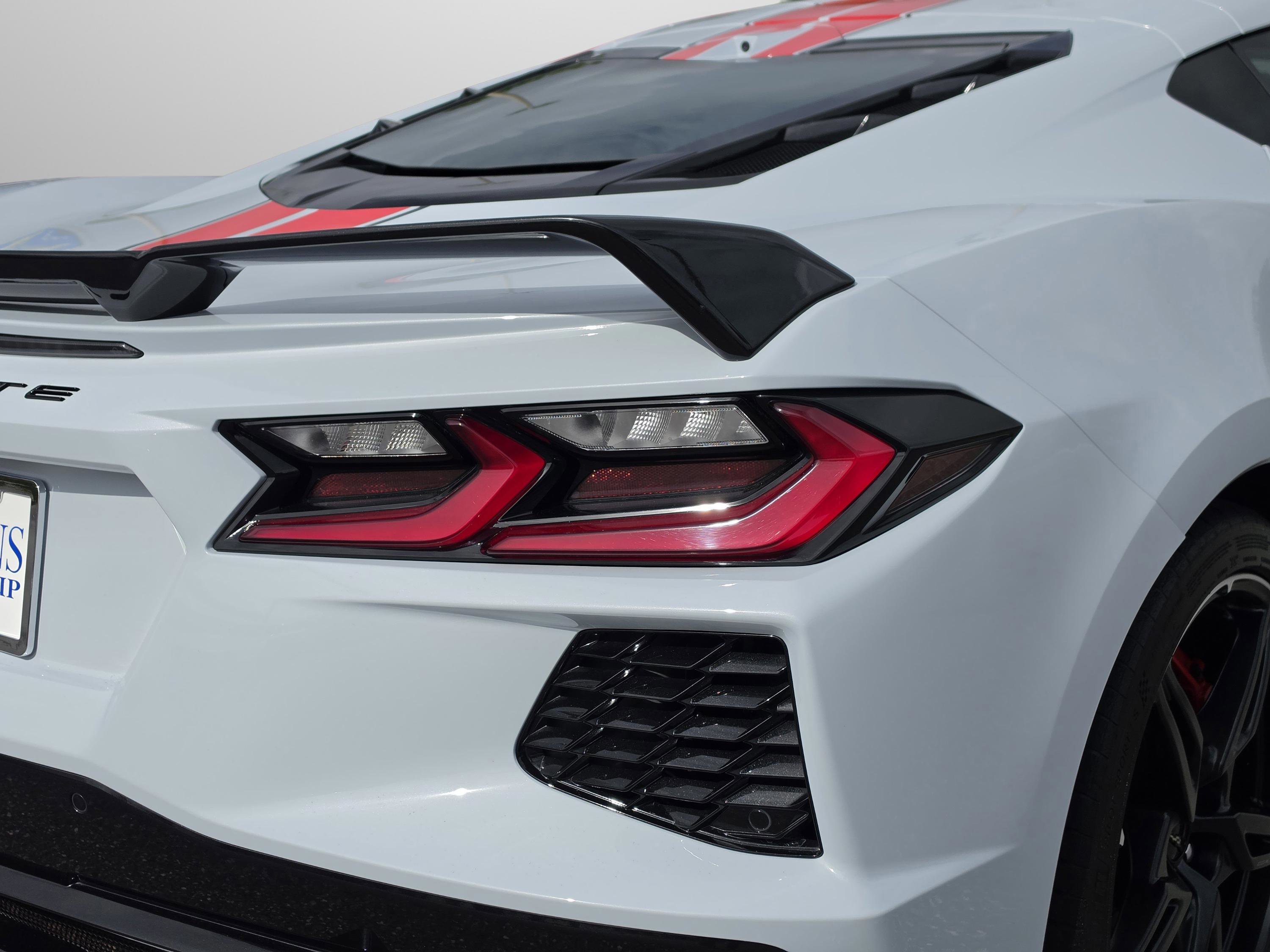 Used 2020 Chevrolet Corvette Stingray Preferred Cpe w/ 2LT Preferred Equipment Group RWD image 38
