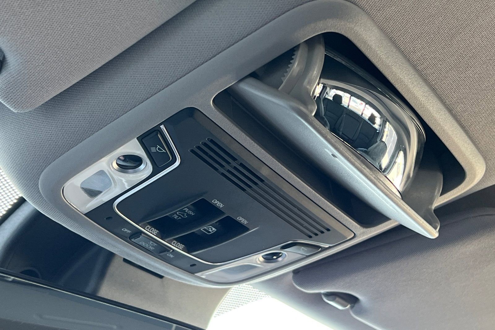 Used 2022 Honda Ridgeline RTL-E image 22