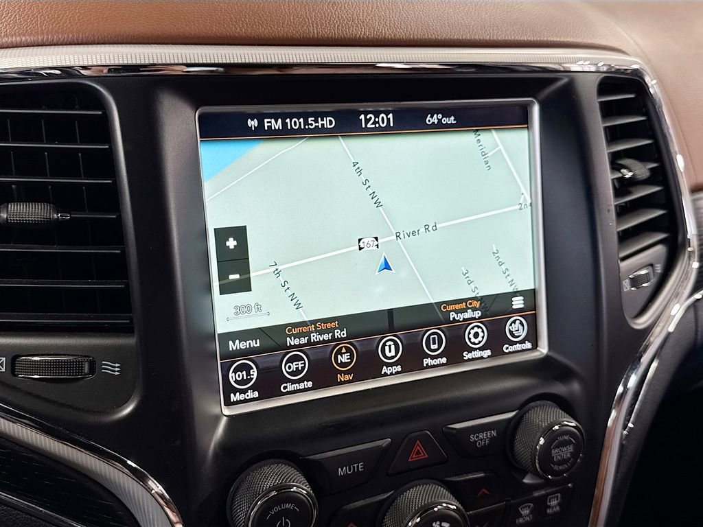 Used 2018 Jeep Grand Cherokee Summit w/ Platinum Series Group AWD/4WD image 28