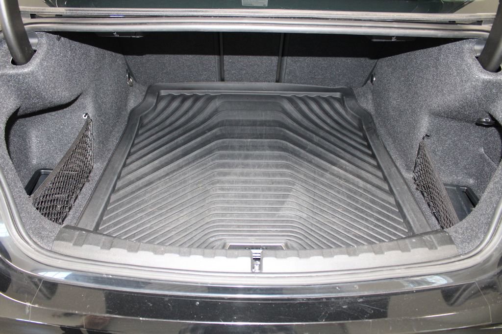 Used 2019 BMW 330i 330i w/ Convenience Package image 26